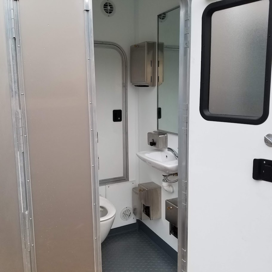 ADA Restroom Trailer Buying Guide for Parks, Campgrounds, and Public Facilities